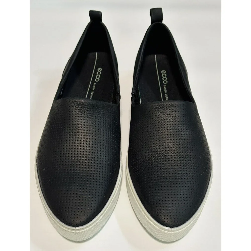 Women's ECCO Gillian Slip On Black Leather Comfort Shoes Sz 10/41 Flat Loafers - Picture 2 of 10